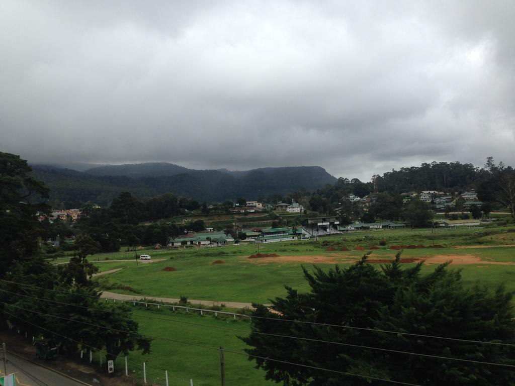 Colling Wood Hotel Nuwara Eliya Buitenkant foto