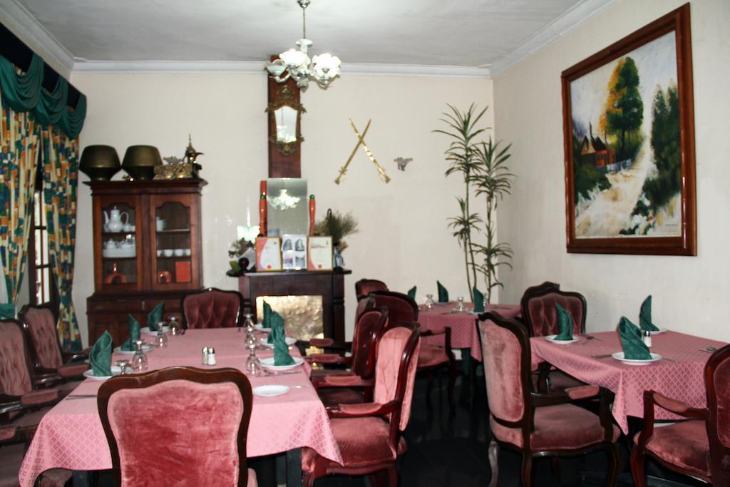 Colling Wood Hotel Nuwara Eliya Buitenkant foto